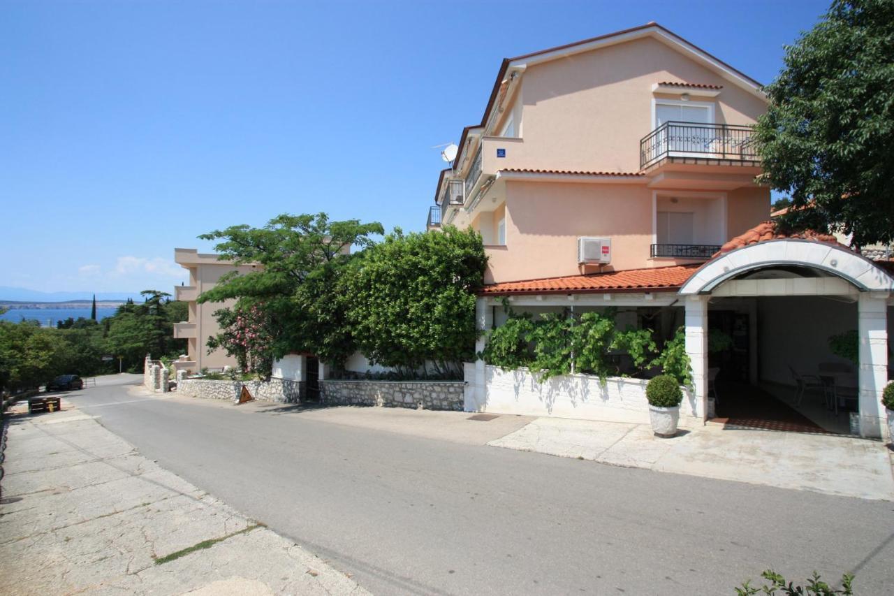 Apartments Domino R Dramalj Exterior foto